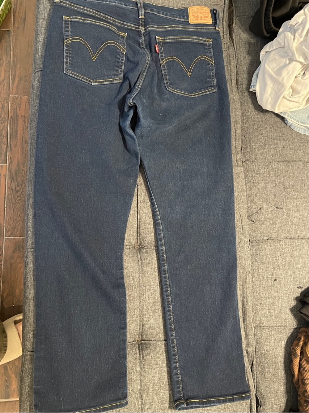 Levi's Women’s Indigo Straight-Leg Jeans